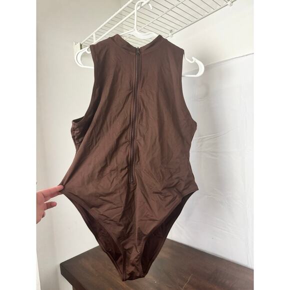 SKIMS Other - SKIMS One Piece Swimsuit 2XL Cocoa Zipper Front Sleeveless  NWT